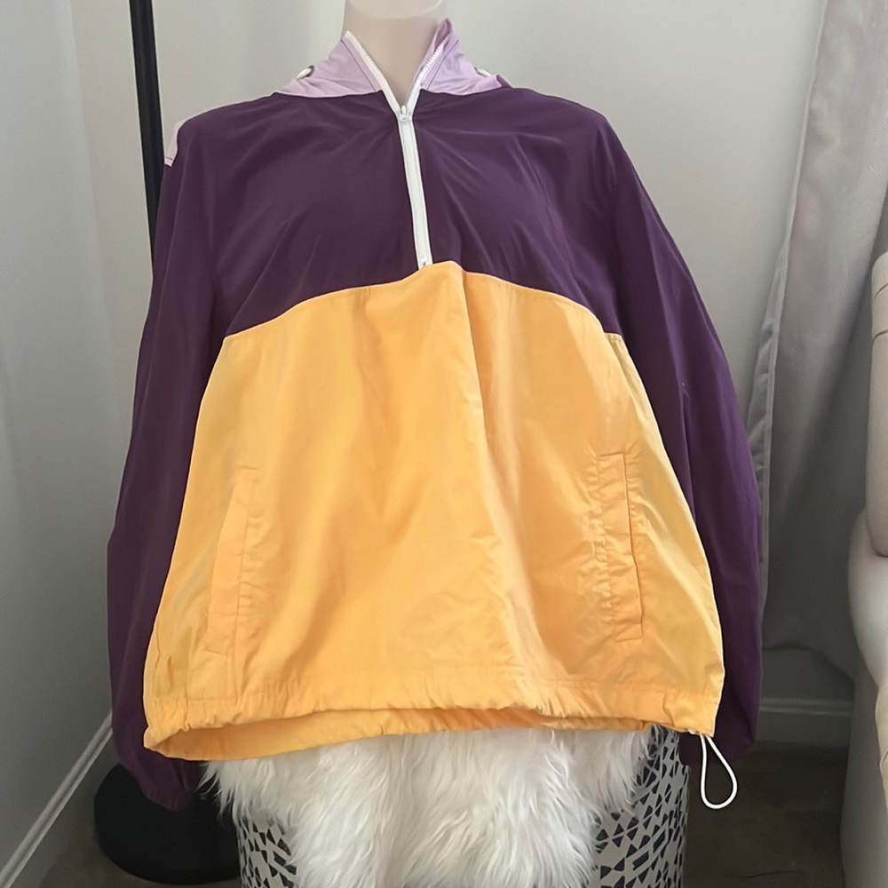 Old Navy Active, purple and yellow color-blocking windbreaker, Size: Extra Large
